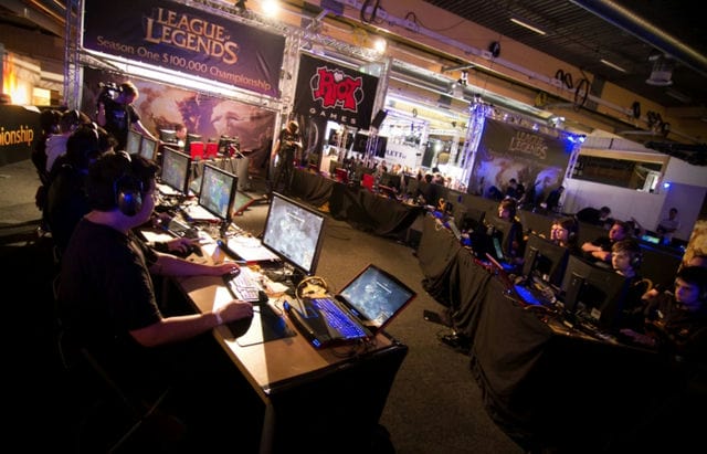 英雄联盟全套手办价格查询