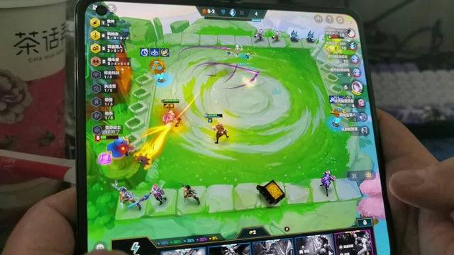 金铲铲登顶，创造奇迹