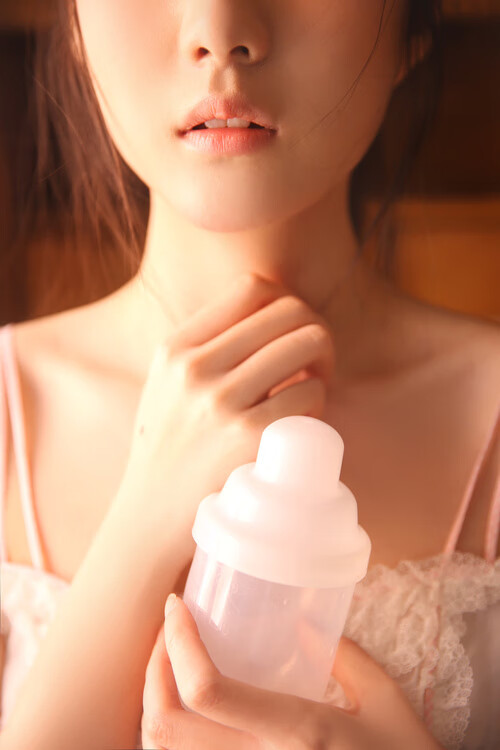 网络用语“吸吸”的含义解析